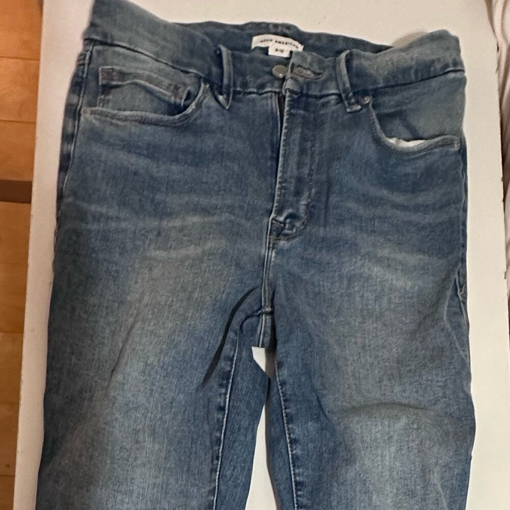 Good American Light Blue Ankle Crop Jeans